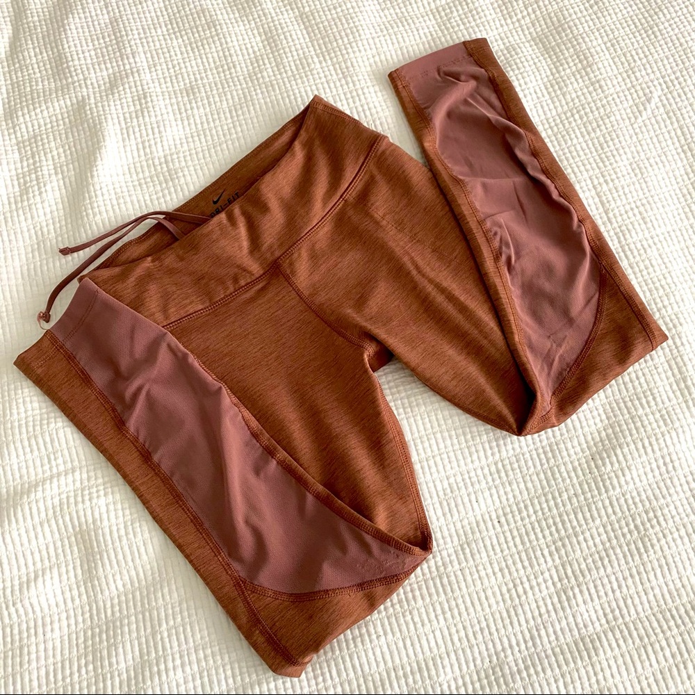 ☀️ SUMMER CLEARANCE ☀️ Nike | Dry-Fit Leggings | Sz XS